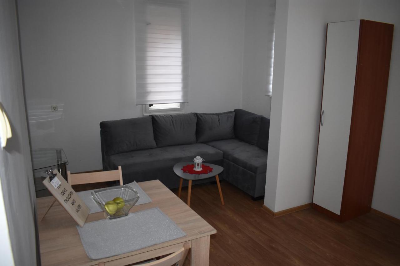 De Lux Apartment & Rooms Emilia Banja Luka Exterior photo
