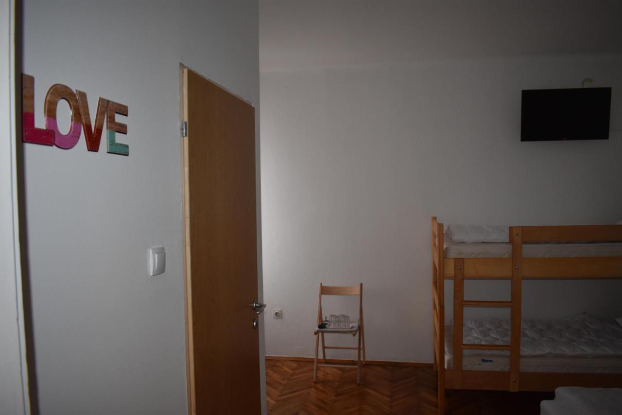 De Lux Apartment & Rooms Emilia Banja Luka Exterior photo