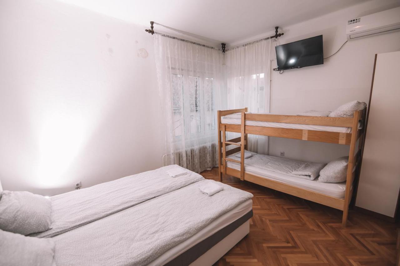 De Lux Apartment & Rooms Emilia Banja Luka Exterior photo