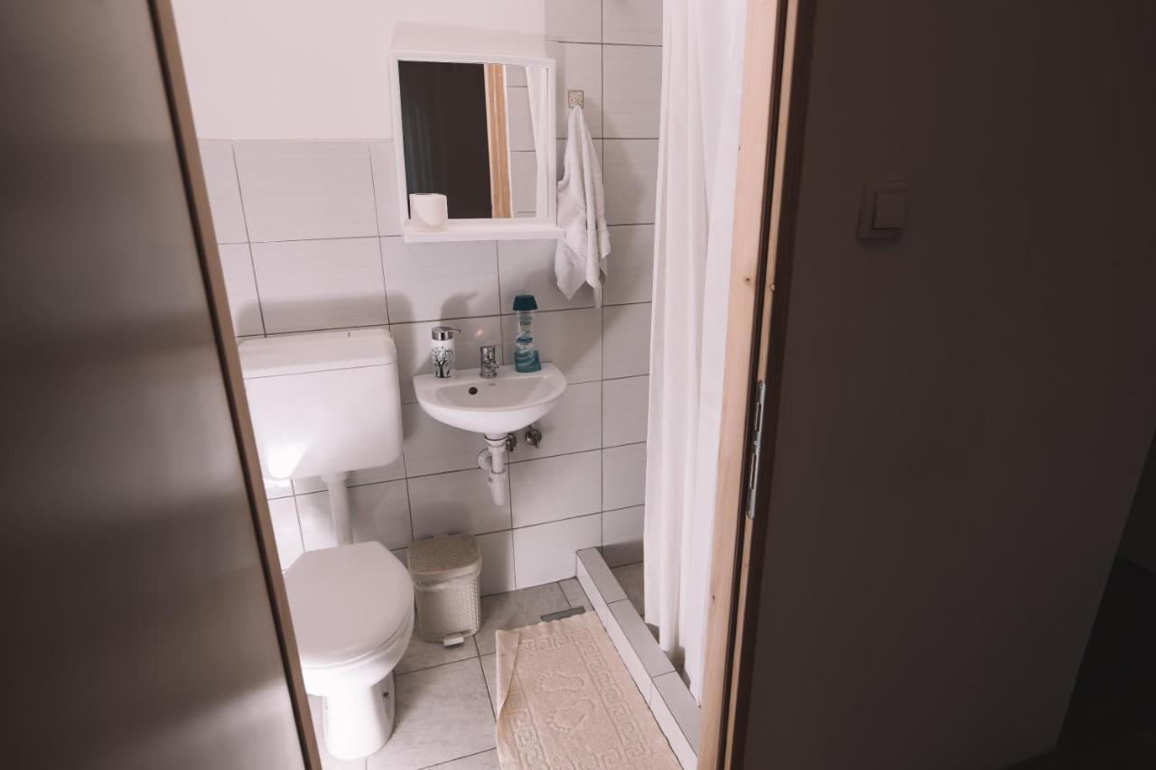 De Lux Apartment & Rooms Emilia Banja Luka Exterior photo