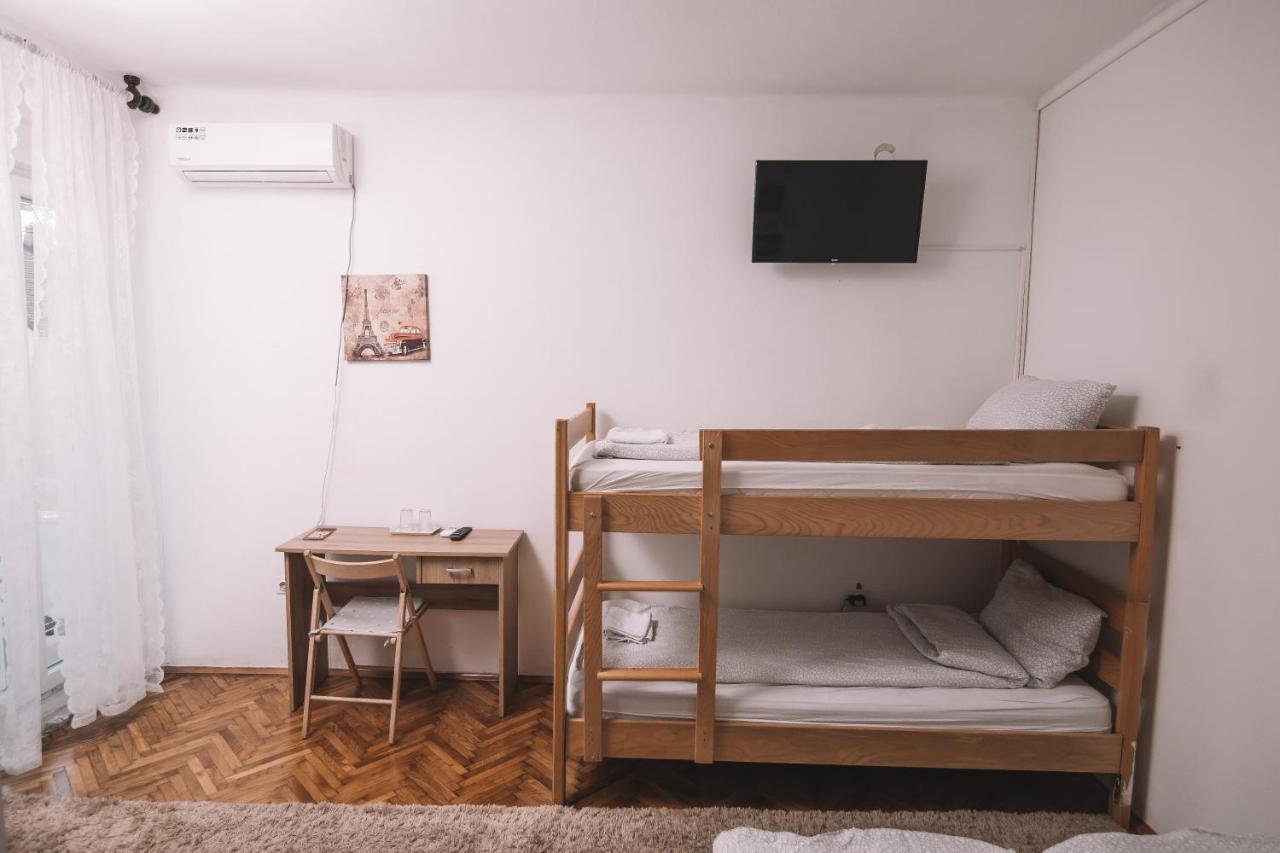 De Lux Apartment & Rooms Emilia Banja Luka Exterior photo